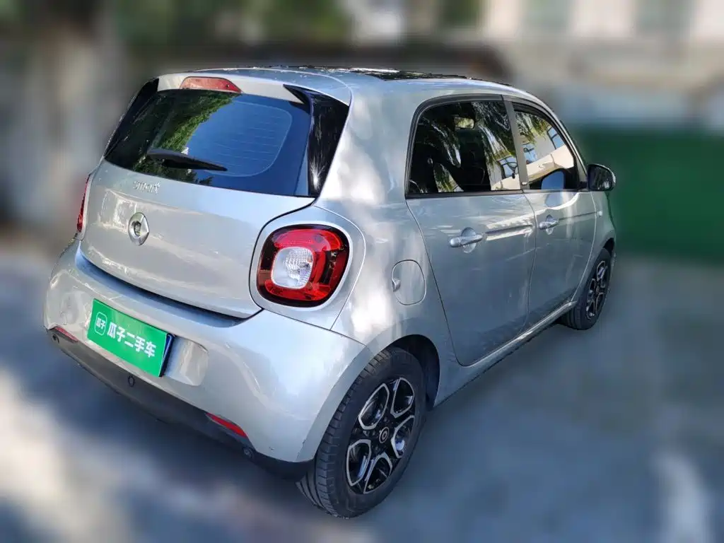 smart forfour 2018 2018 0.9T 66kW Pioneer Edition