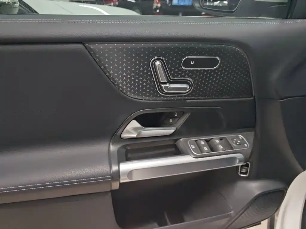 Mercedes-Benz GLB 2024 2024 GLB 200 Dynamic