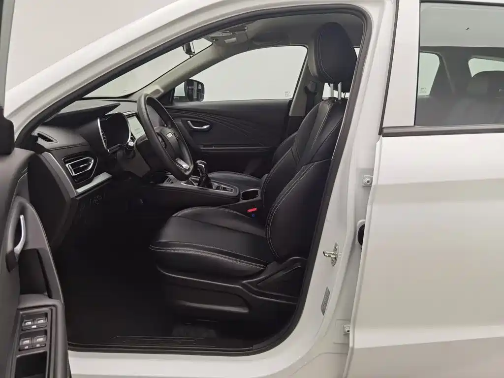 Jetour X70M 2023 2022 1.5T Manual Avant-garde Partner 5-seater