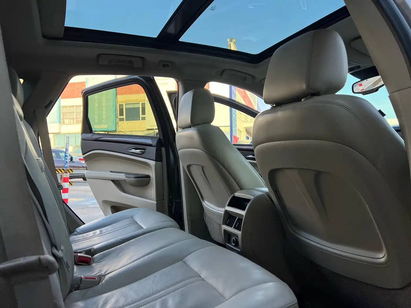 Cadillac SRX 2012 3.0L Premium фото 11