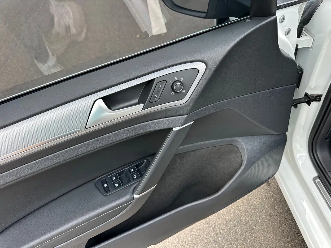 Volkswagen Golf 2020 Beloved Edition 280TSI DSG Comfort фото 13