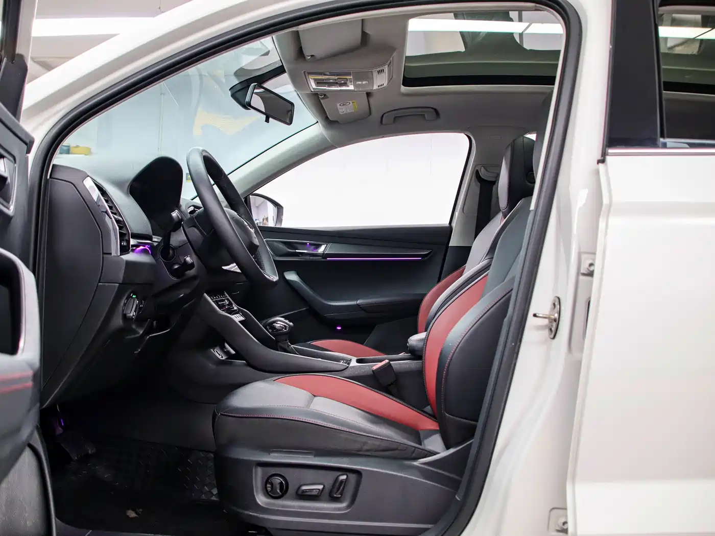 Škoda Karoq 2022 TSI280 Premium фото 12