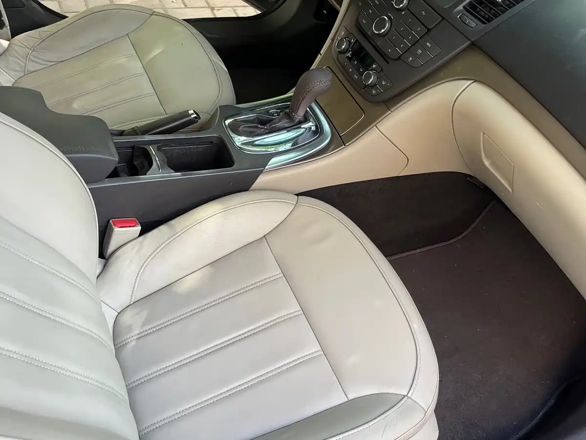 Buick Regal 2012 Model 2.0L Luxury фото 14