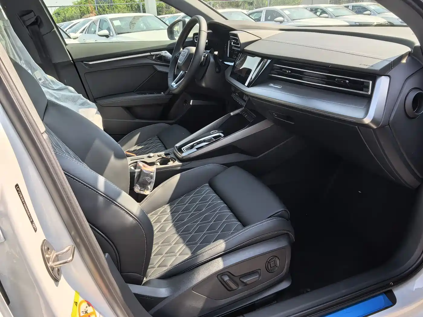 Audi A3 2025 Sportback 35TFSI Flying Premium фото 16