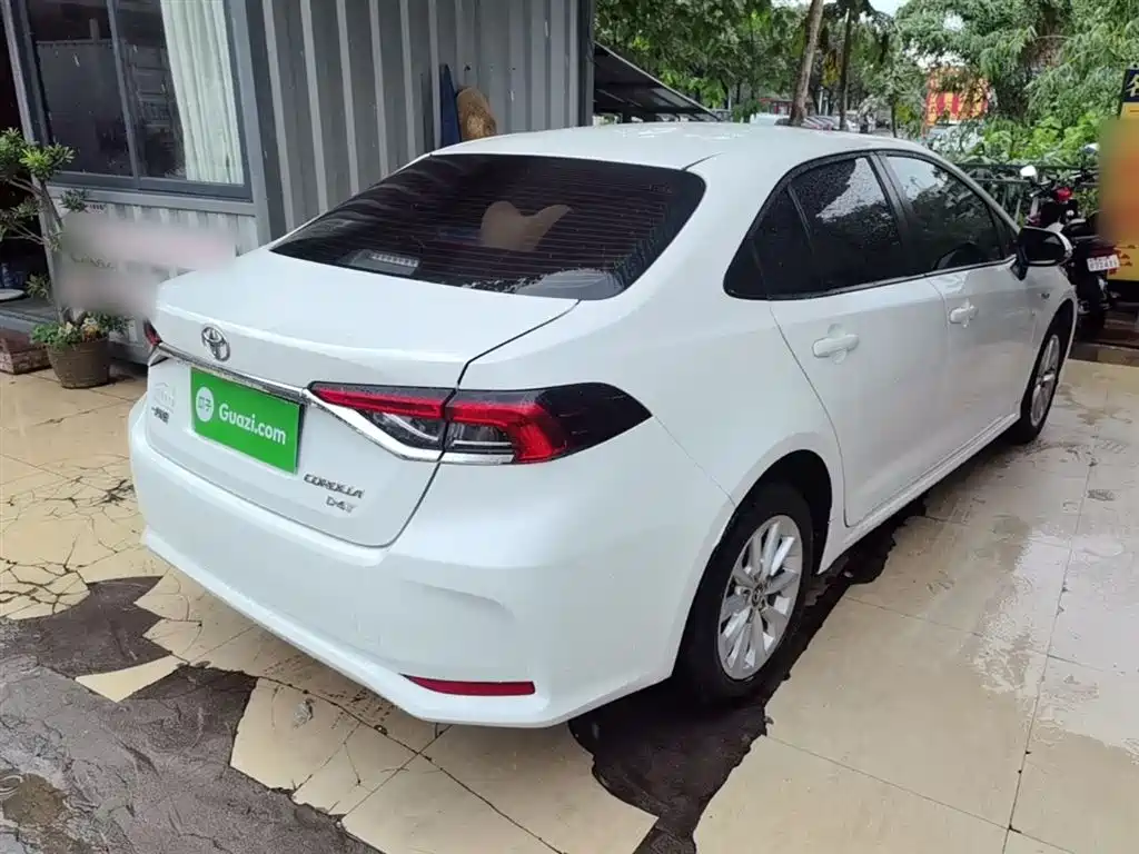 Toyota Corolla 2021 1.2T S-CVT Elite PLUS Edition фото 7