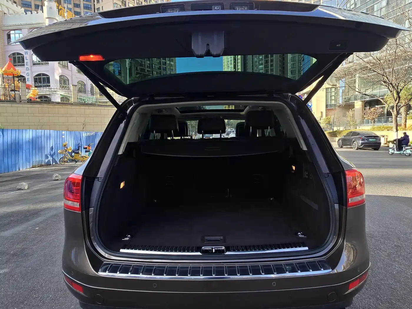 Volkswagen Touareg 2015 3.0TSI Luxury фото 12