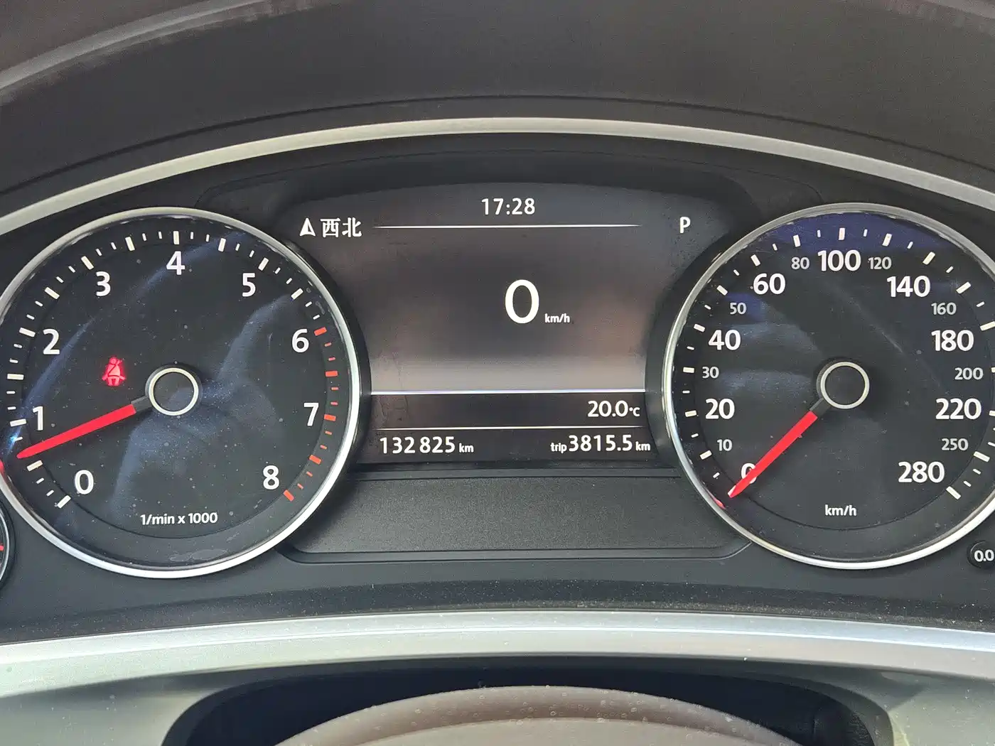 Volkswagen Touareg 2015 3.0TSI Luxury фото 6