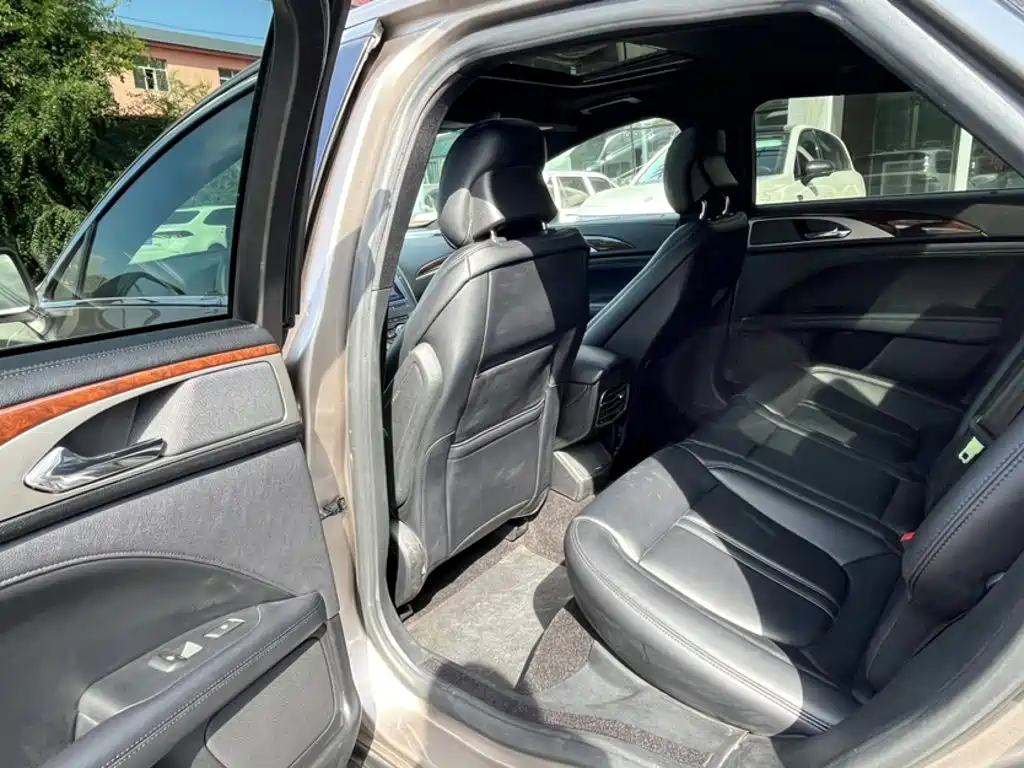 Lincoln MKZ 2019 2018 2.0T Premium Edition
