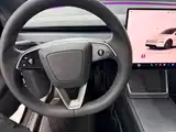 Фото 14 - Tesla Model Y