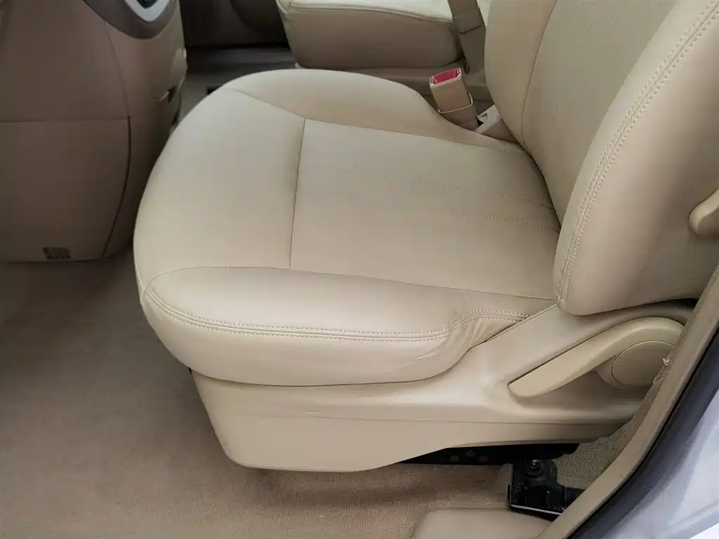 Buick GL8 2014 2.4L Classic Edition фото 20