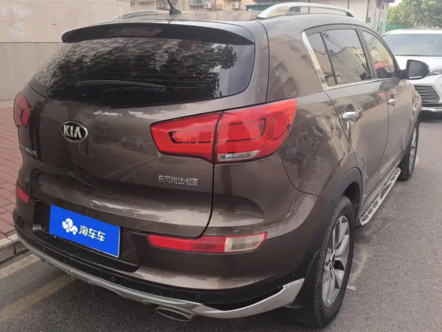 Kia Sportage 2015 2.0L Automatic 2WD GLS фото 3