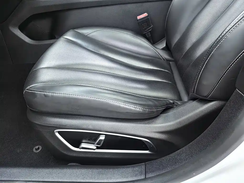 Geely Borui 2019 2020 1.8T Navigation Edition