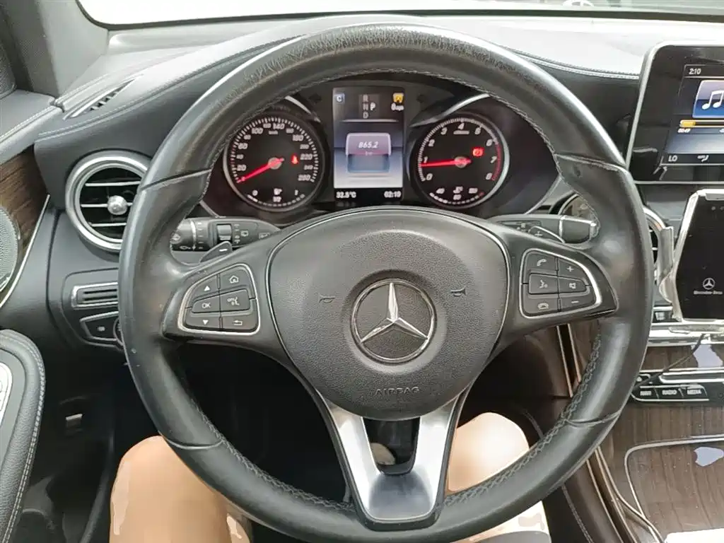 Mercedes-Benz GLC 2016 GLC 260 4MATIC Dynamic фото 11