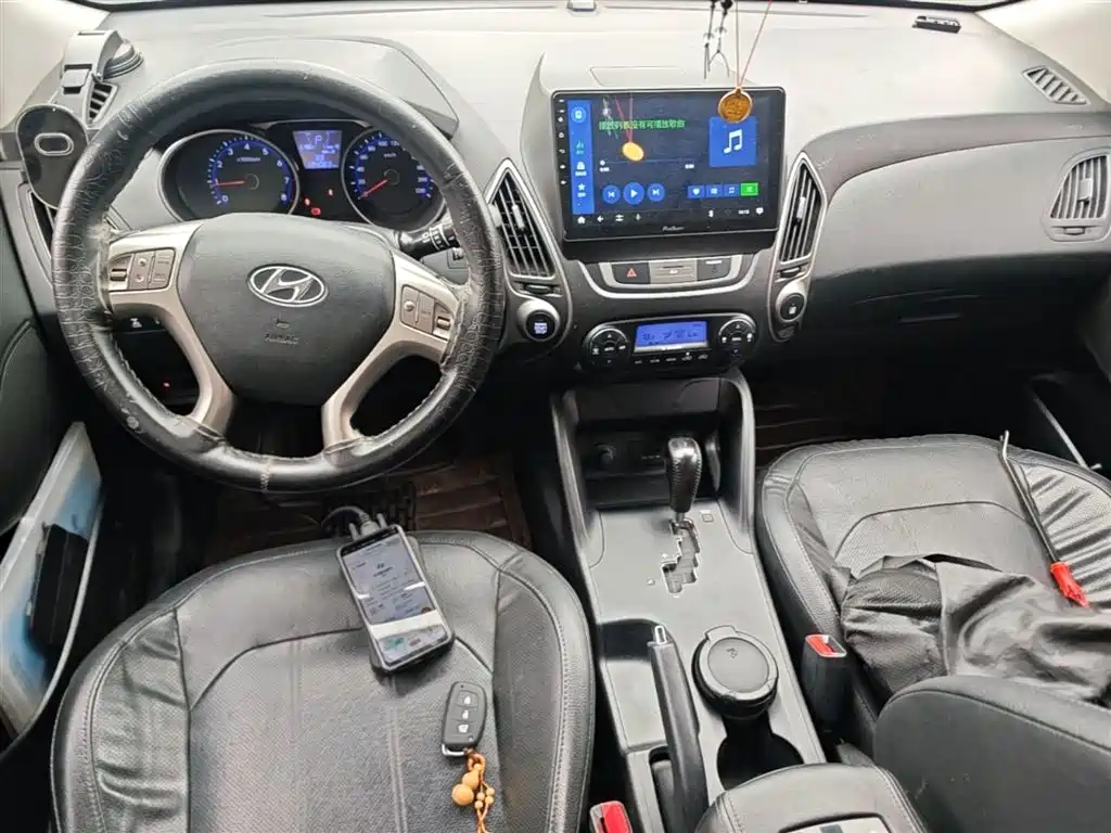 Hyundai Beijing Hyundai ix35 2015 2.0L Automatic 4WD Smart China IV фото 10