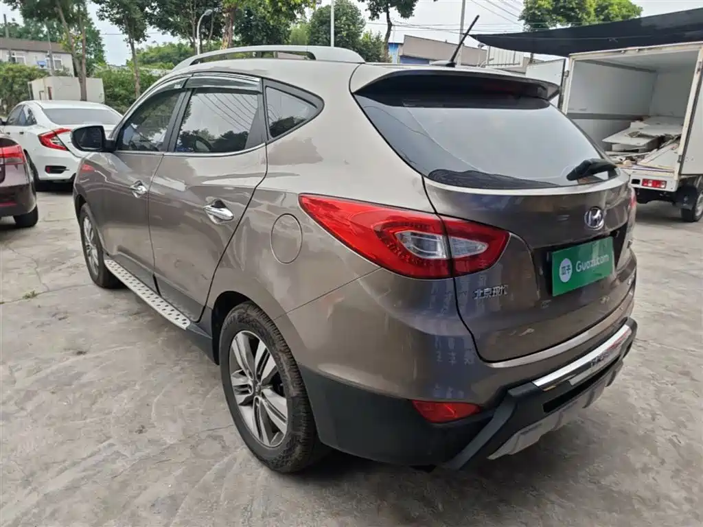 Hyundai Beijing Hyundai ix35 2015 2.0L Automatic 4WD Smart China IV фото 5