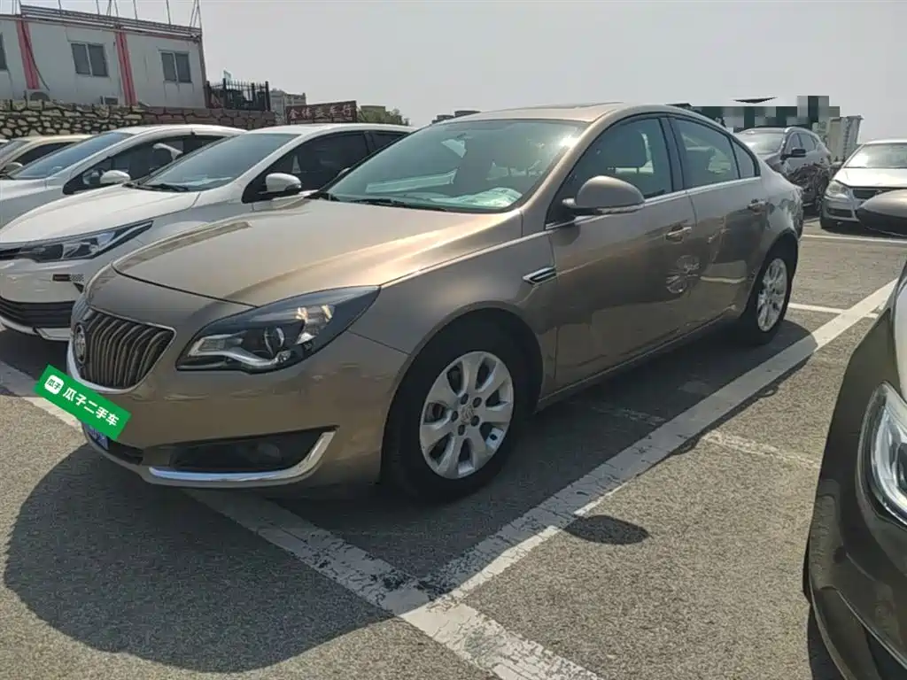 Buick Regal 2015 2.0L Leading Fashion Model