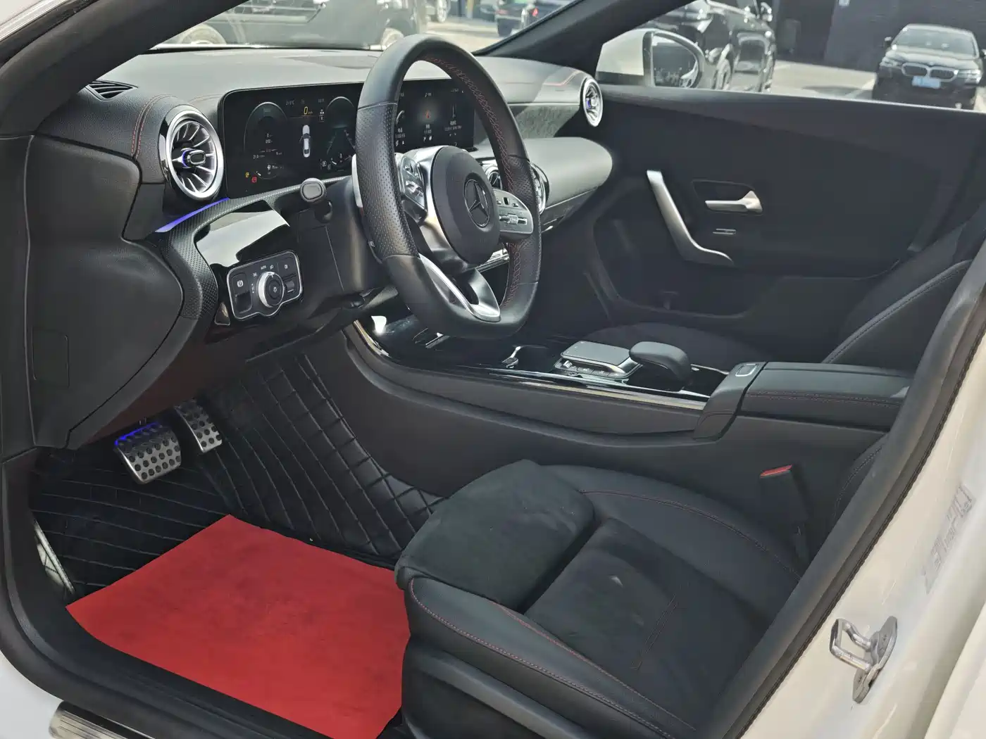 Mercedes-Benz CLA (Import) 2023 CLA 200 фото 12