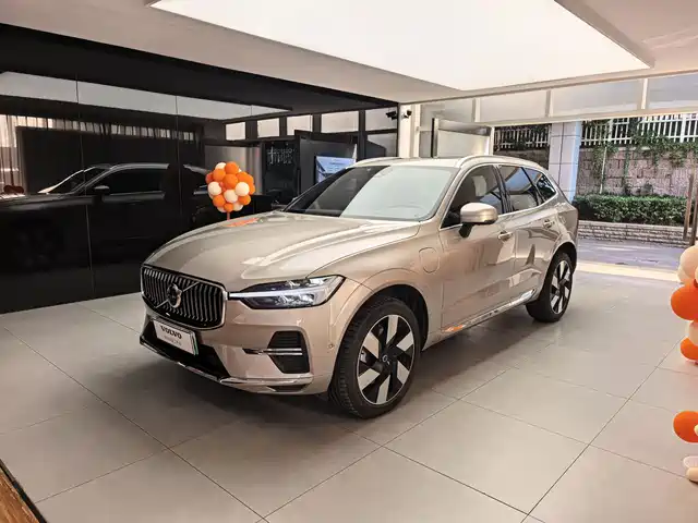 volvo xc60-plug-in-hybrid