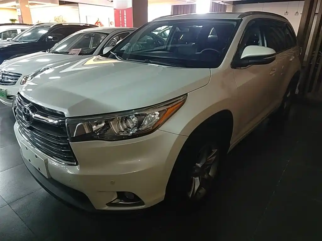 Toyota Highlander 2015 2.0T AWD Luxury Edition 7-seater фото 2