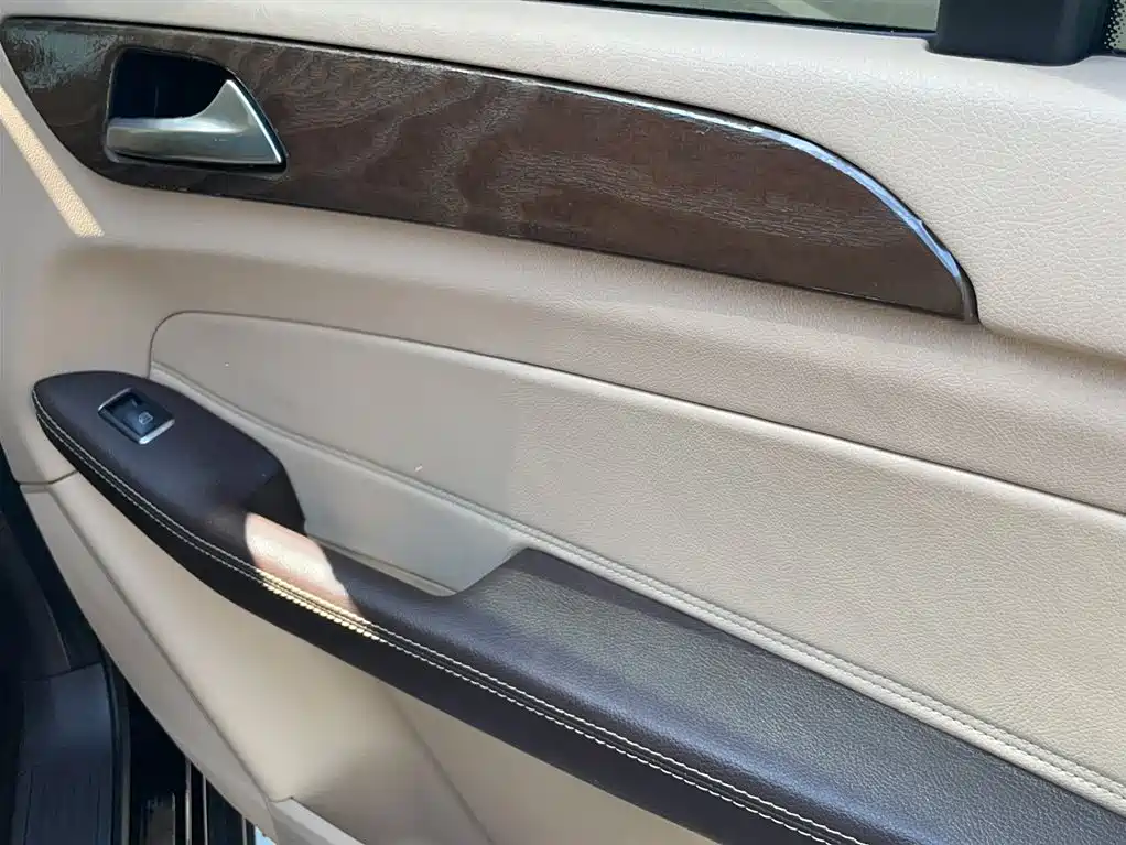 Mercedes-Benz GLS 2016 GLS 400 4MATIC Dynamic фото 22