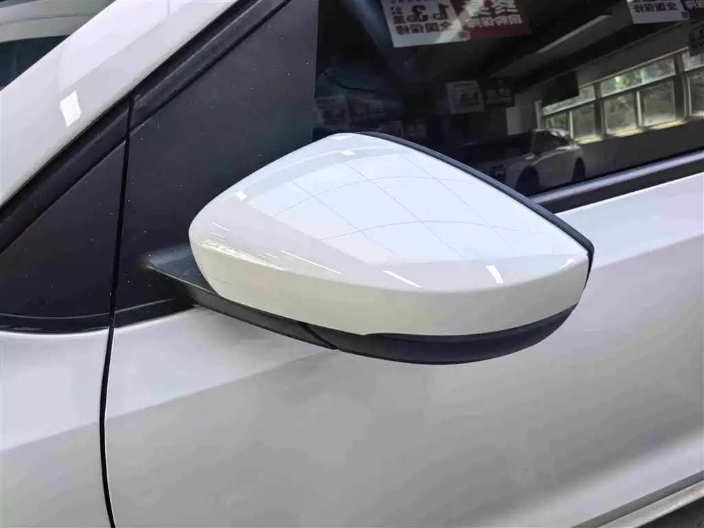 Volkswagen Polo 2018 1.5L Auto Safe Drive фото 11