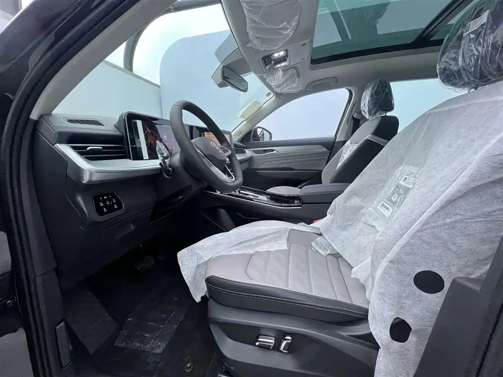 Volkswagen Talagon 2025 330TSI Luxury Cruise Public Edition фото 23