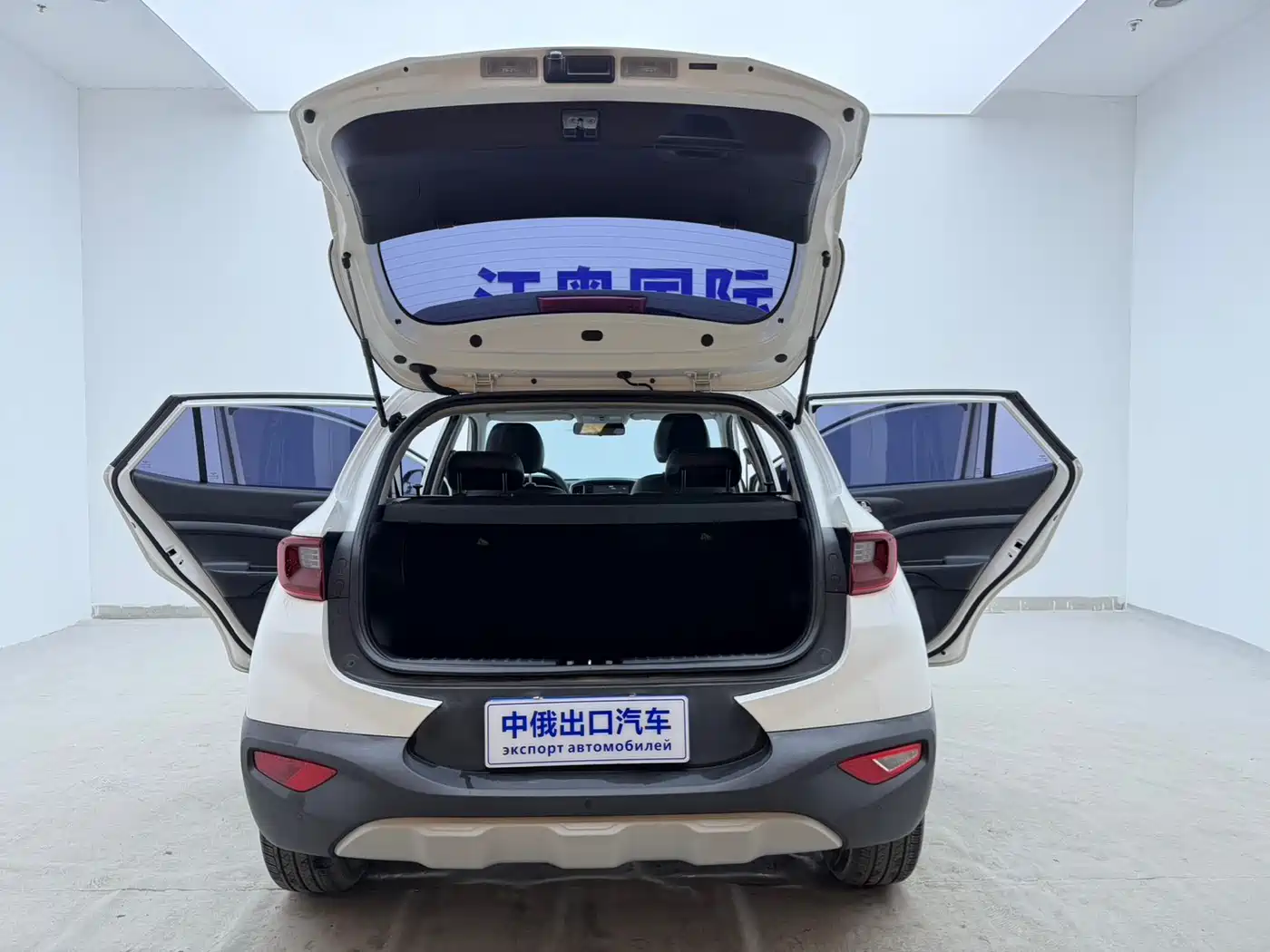 Kia KX1 2021 1.4L CVT Fun Sunroof Version фото 22