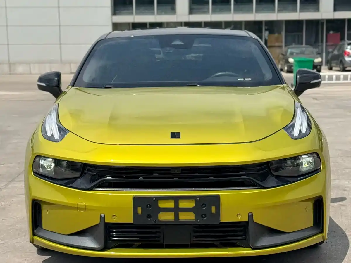 Lynk & Co 03 2020 03+ 2.0TD Auto Wind Master Edition фото 2