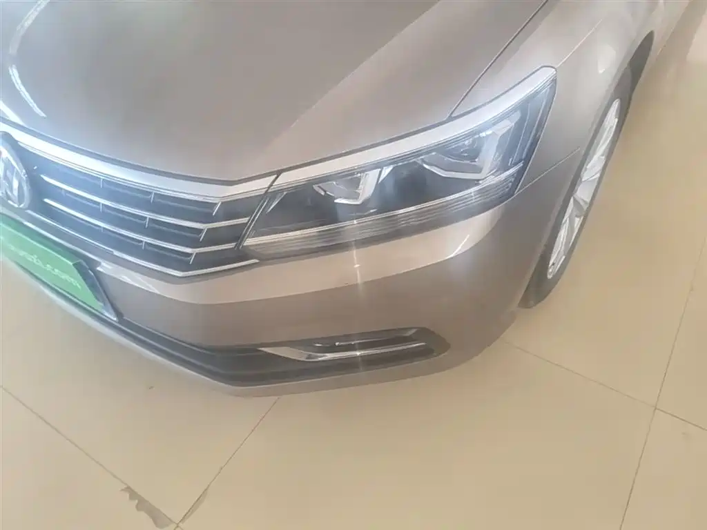 Volkswagen Passat 2017 330TSI DSG Prestige фото 24