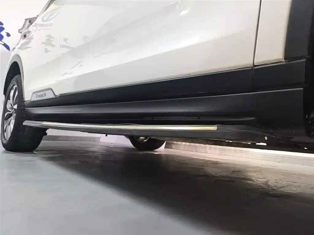 GAC Trumpchi Trumpchi GS8 2017 320T 2WD Luxury Smart Connect (7-seater) фото 21
