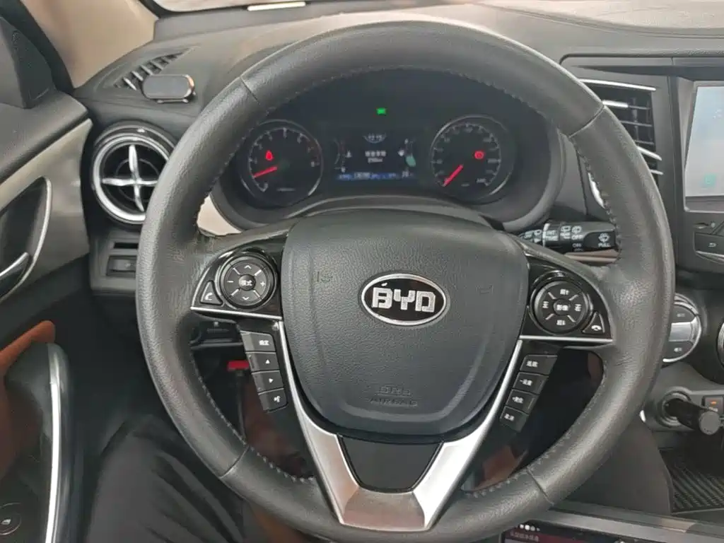 BYD Song 2016 2016 1.5TI Manual Luxury
