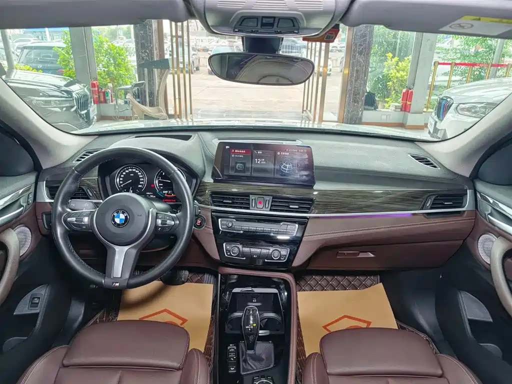 BMW X1 2022 xDrive25Li Premium фото 15