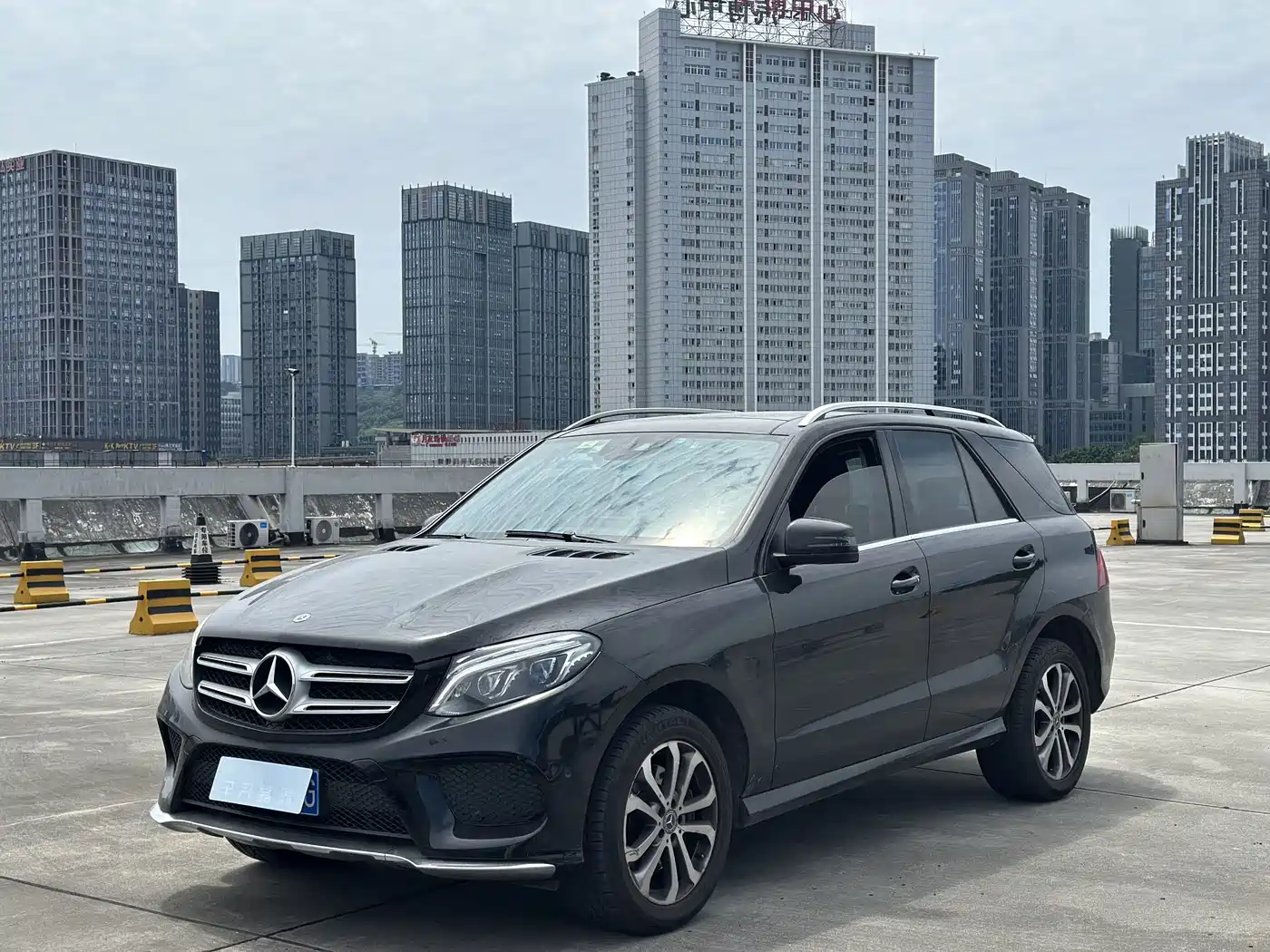 Mercedes-Benz GLE 2016 GLE 320 4MATIC Luxury фото 4