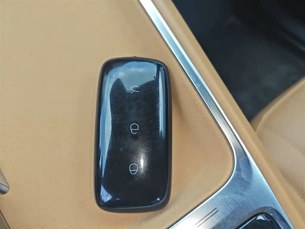 Geely Galaxy Galaxy Starship 7 EM-i 2025 120km Navigation Edition фото 17