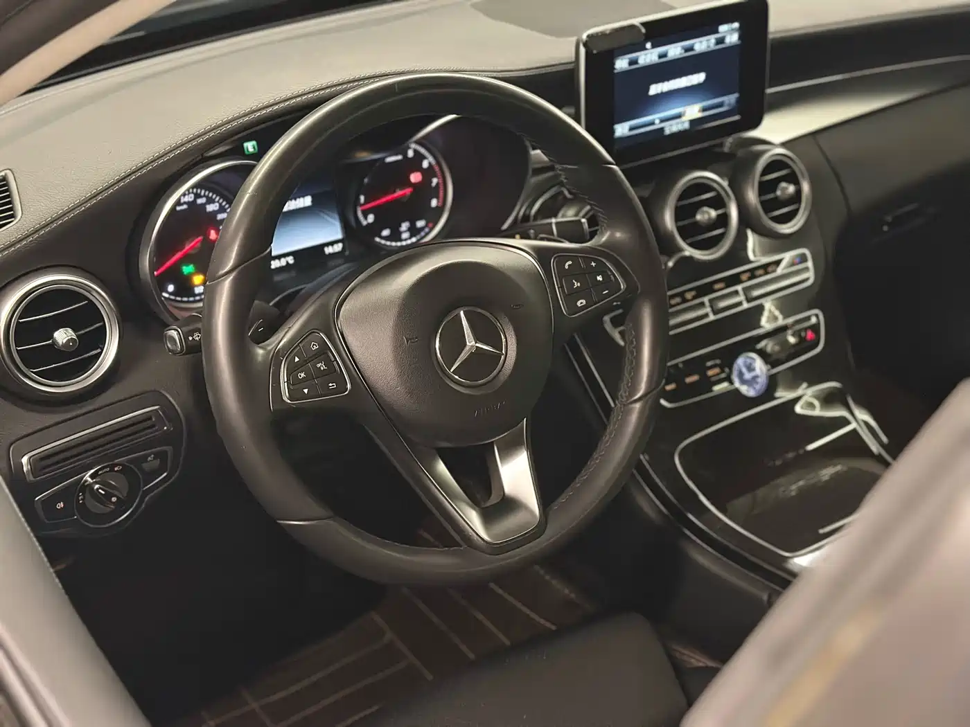 Mercedes-Benz C-Class 2015 C 200 L 4MATIC фото 15