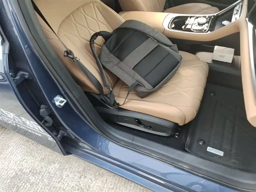Geely Galaxy Galaxy A7 2025 EM-i фото 25