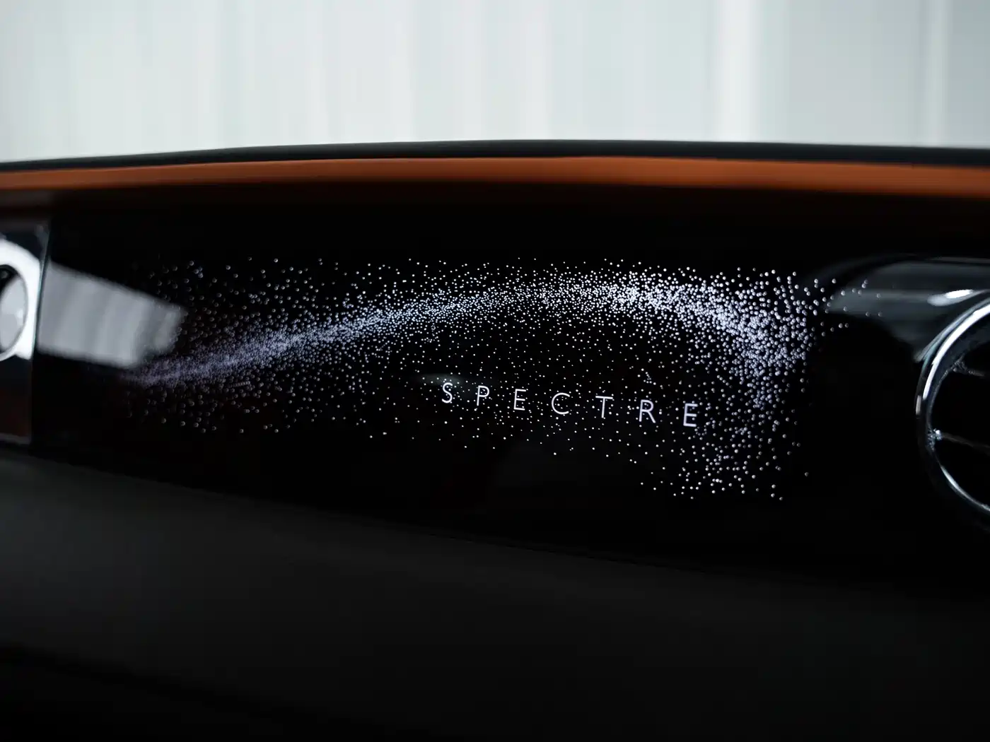 Rolls-Royce Spectre 2024 Standard Model фото 13