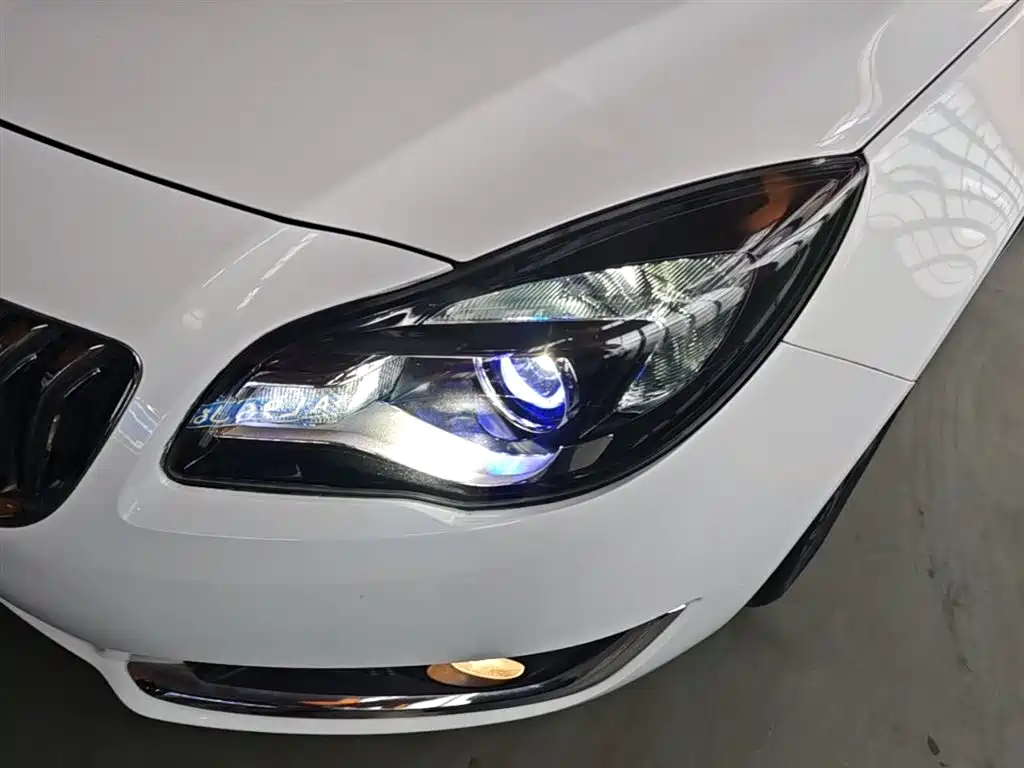 Buick Regal 2015 2.0L Leading Fashion Model фото 24
