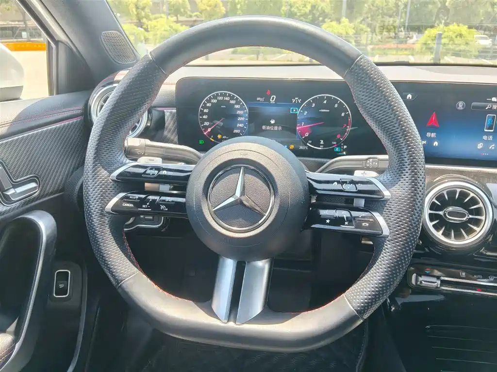 Mercedes-Benz A-Class 2024 A 200 L Fashion Edition фото 15