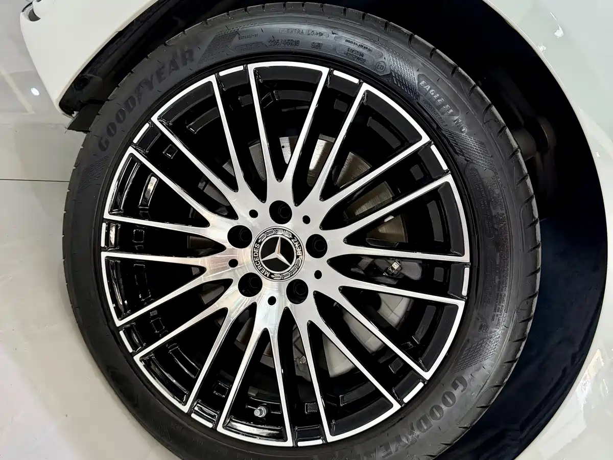 Mercedes-Benz C-Class 2025 C 260 L Sport Edition фото 10