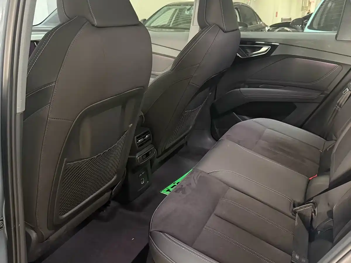 Audi Q4 e-tron 2022 40 e-tron Creation Edition фото 5