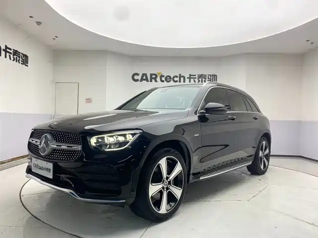 Mercedes-Benz GLC 2022 Facelift GLC 300 L 4MATIC Dynamic Collector's Edition — фото 1