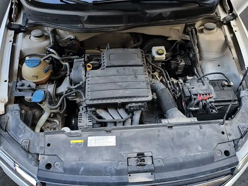 Volkswagen Bora 2018 1.5L Automatic Fashion фото 11