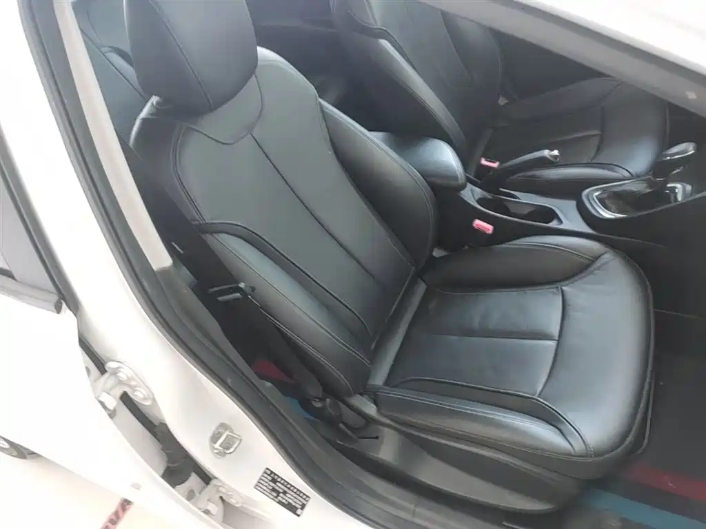 Buick Excelle 2019 18T Automatic Connected Elite (China V) фото 25