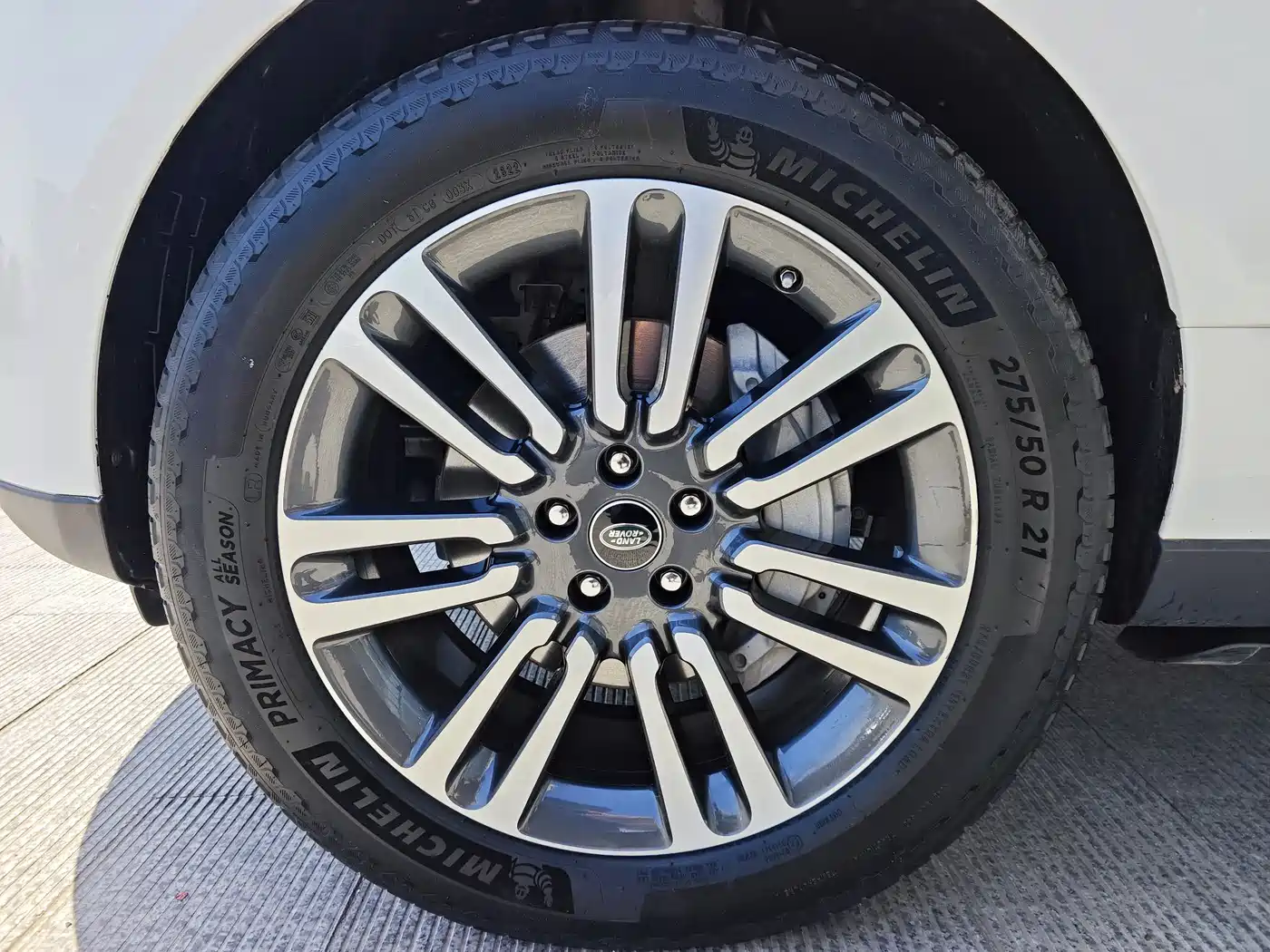 Land Rover Range Rover 2018 3.0 SC V6 Golden Age Edition фото 20