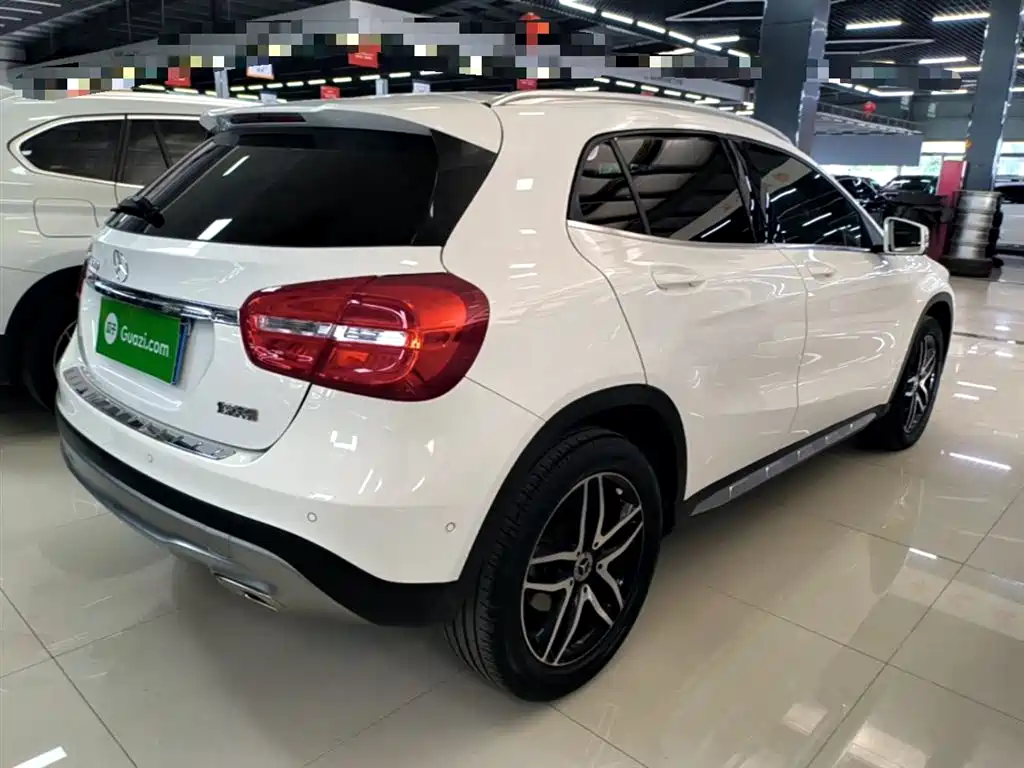 Mercedes-Benz GLA 2016 GLA 200 Fashion фото 7