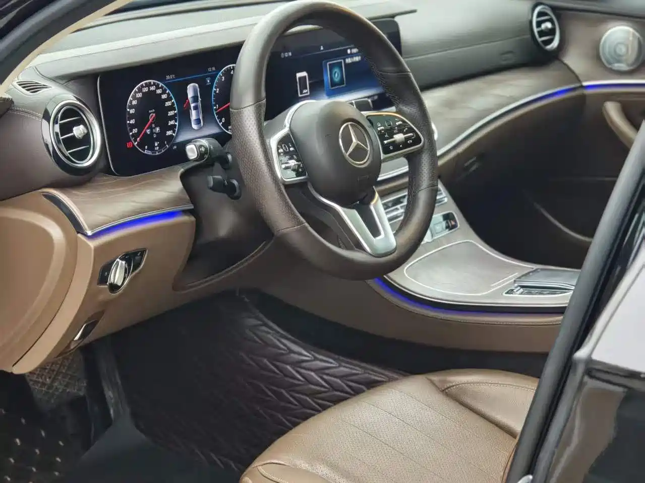 Mercedes-Benz E-Class 2020 E 300 L Luxury Model фото 6