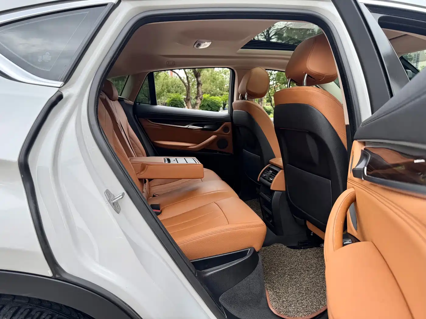 BMW X6 2015 xDrive35i Luxury Model фото 20