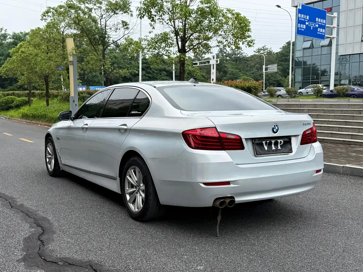 BMW 5 Series 2014 520Li Elegance фото 6
