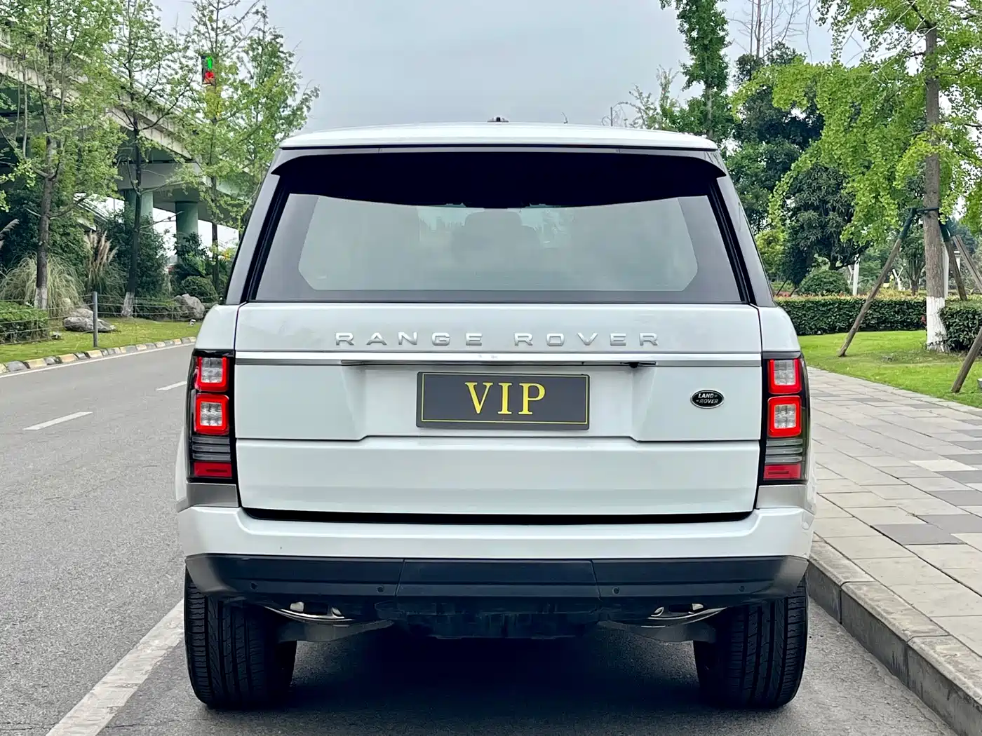 Land Rover Range Rover 2015 3.0 TDV6 Vogue фото 5